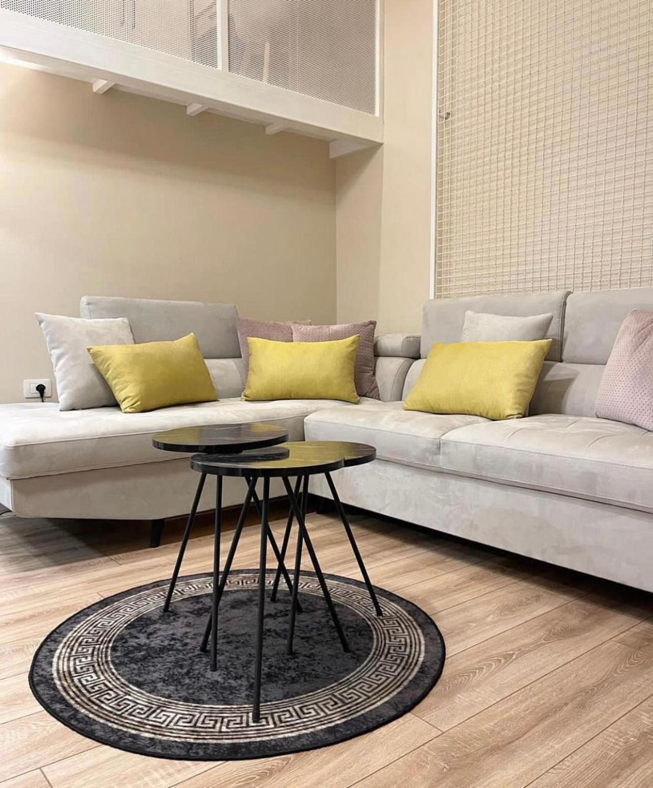 Lovely Apartment In Pogradec City With A Lake View エクステリア 写真